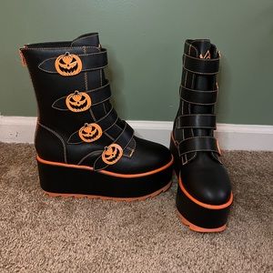 YRU Shoes Karma Jack-o-Lantern size 8